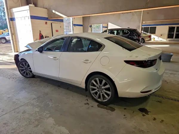JM1BPACM3S1765158 2025 MAZDA 3 - Image 2