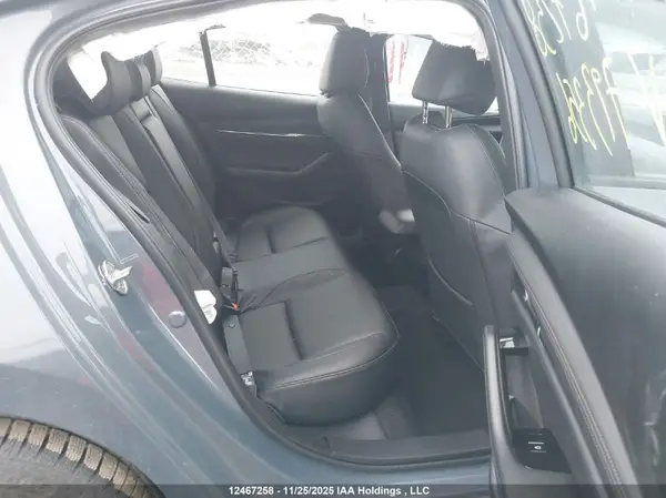 JM1BPACM4S1793356 2025 MAZDA 3 - Image 8