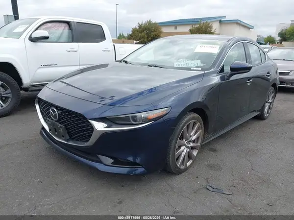 JM1BPACM5K1101556 2019 MAZDA 3 - Image 2