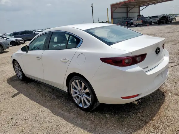 JM1BPACM5S1761905 2025 MAZDA 3 - Image 2