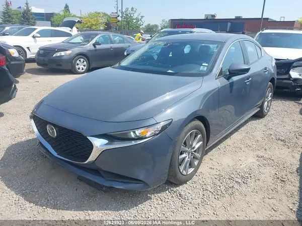 JM1BPACM5S1790515 2025 MAZDA 3 - Image 2