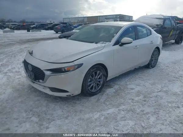 JM1BPACM5S1791762 2025 MAZDA 3 - Image 2