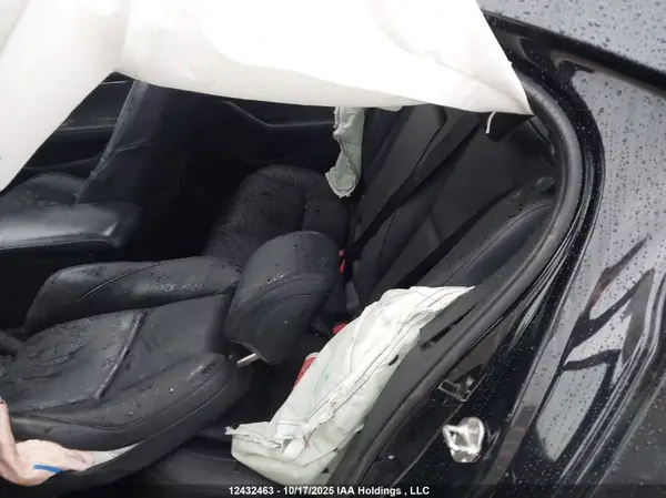 JM1BPACM5S1795083 2025 MAZDA 3 - Image 8
