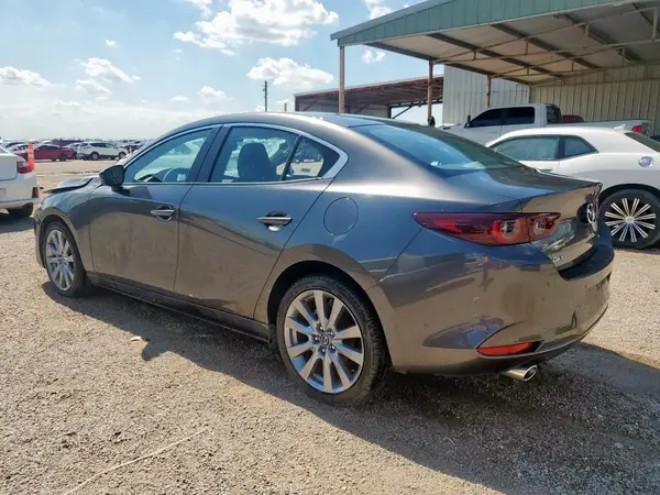 JM1BPACM6S1768135 2025 MAZDA 3 - Image 2