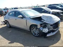 JM1BPACM6S1782052 2025 MAZDA 3
