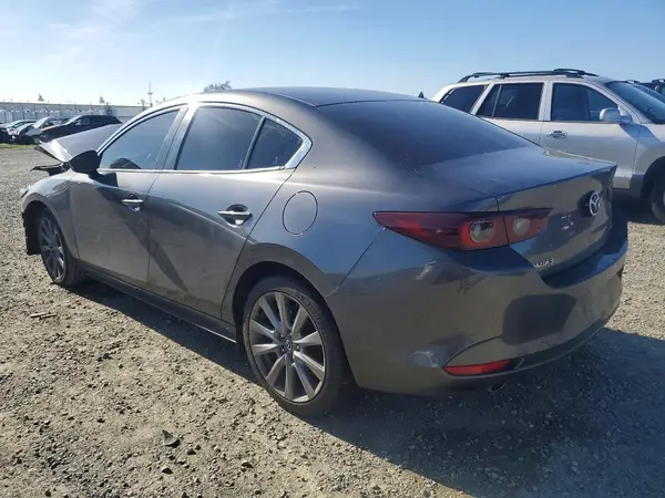 JM1BPACM7S1760934 2025 MAZDA 3 - Image 2