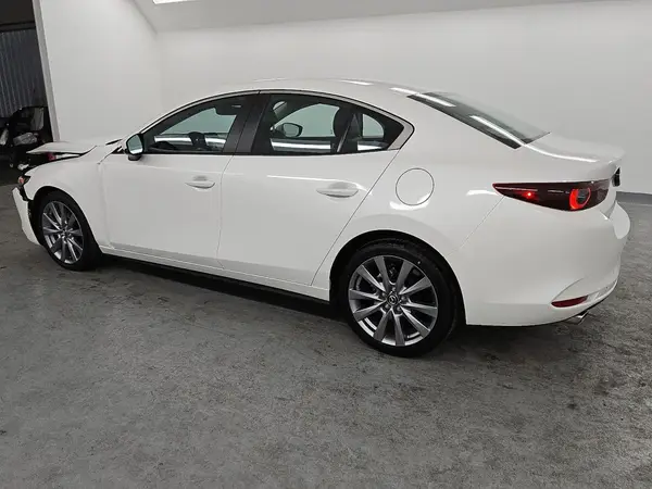 JM1BPACM7S1761419 2025 MAZDA 3 - Image 2