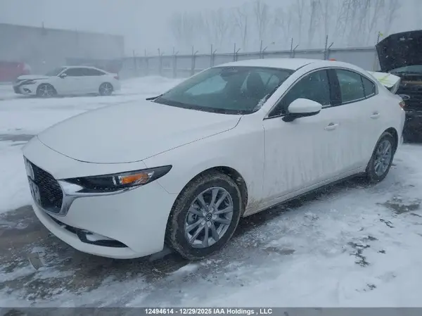 JM1BPACM7S1793416 2025 MAZDA 3 - Image 2