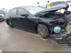 JM1BPACM8S1761168 2025 MAZDA 3
