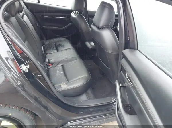 JM1BPACM8S1761168 2025 MAZDA 3 - Image 8