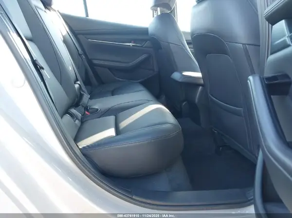 JM1BPACMXS1765383 2025 MAZDA 3 - Image 8