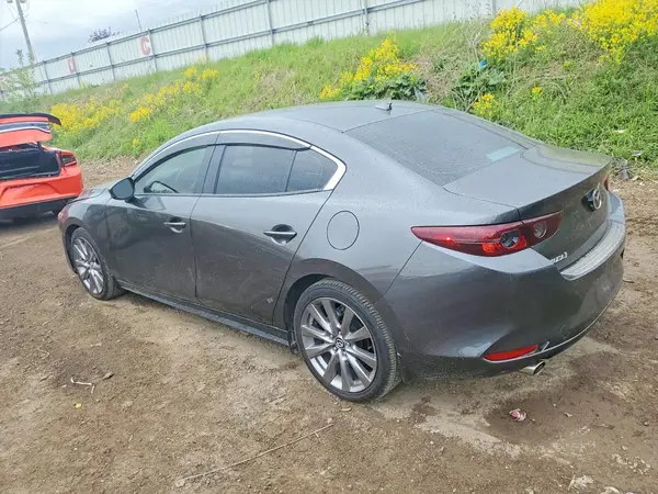 JM1BPADL1K1127691 2019 MAZDA 3 - Image 2