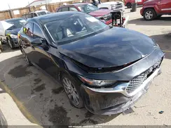 JM1BPADL1N1501172 2022 MAZDA 3