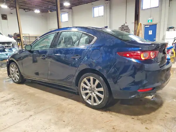 JM1BPADM5S1789685 2025 MAZDA 3 - Image 2