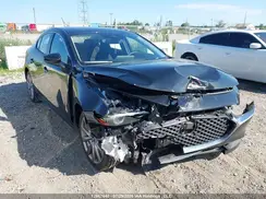 JM1BPADM6K1106179 2019 MAZDA 3