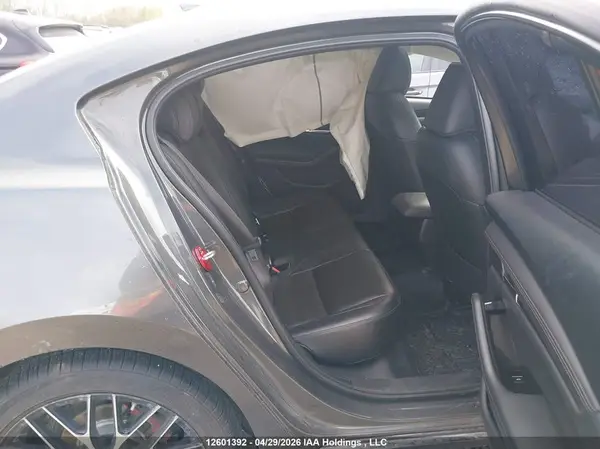 JM1BPADM8K1102215 2019 MAZDA 3 - Image 8
