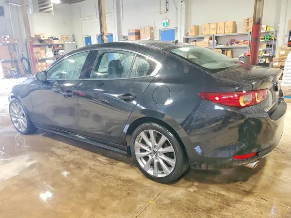 JM1BPADM9S1789396 2025 MAZDA 3 - Image 2