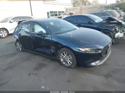 JM1BPAJL2M1305700 2021 MAZDA 3