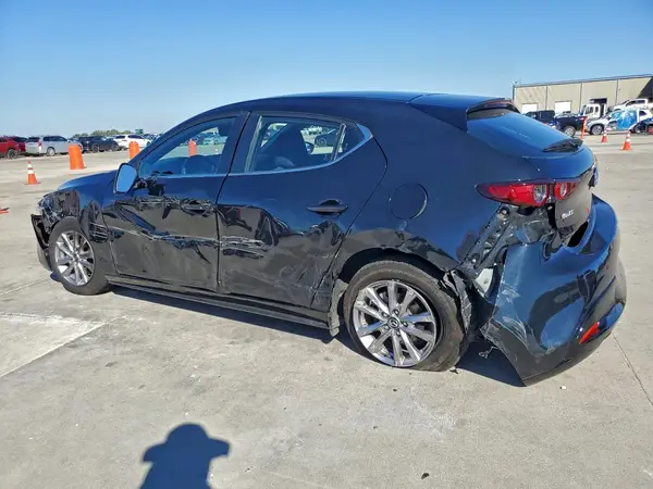 JM1BPAJL3M1334221 2021 MAZDA 3 - Image 2