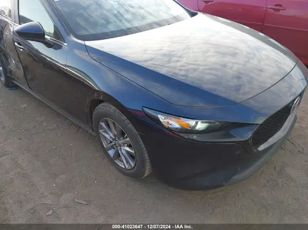 JM1BPAJL9N1515440 2022 MAZDA 3 - Image 1