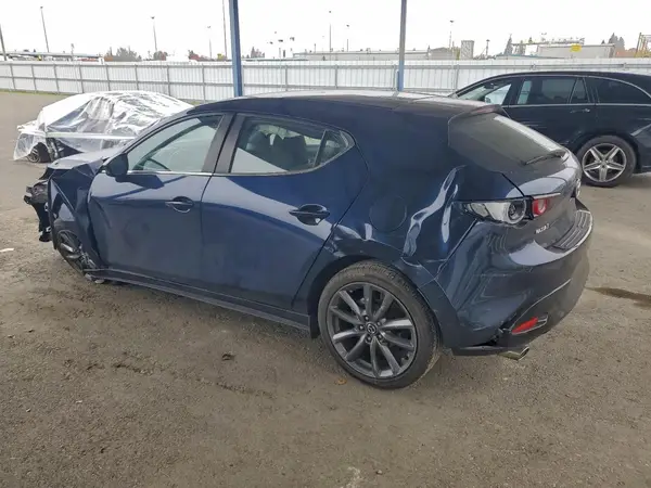 JM1BPAJM1K1136467 2019 MAZDA 3 - Image 2