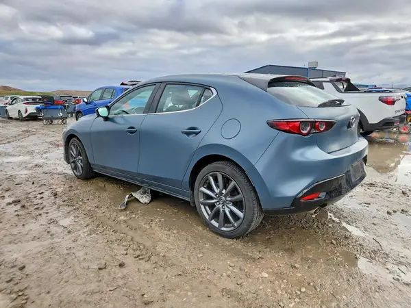 JM1BPAJM1K1137974 2019 MAZDA 3 - Image 2