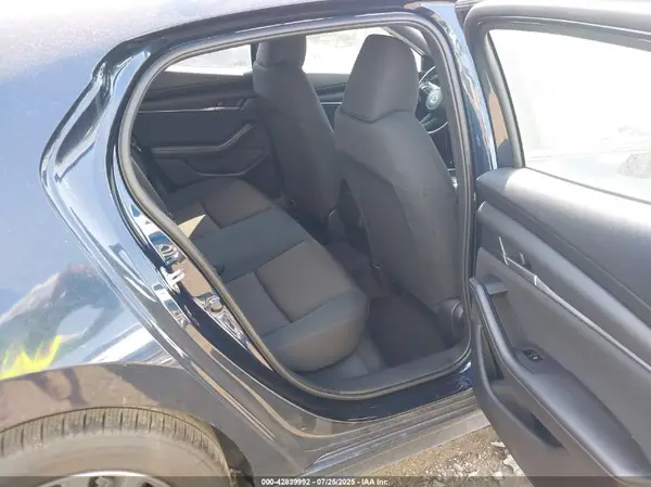 JM1BPAJM2S1760780 2025 MAZDA 3 - Image 8