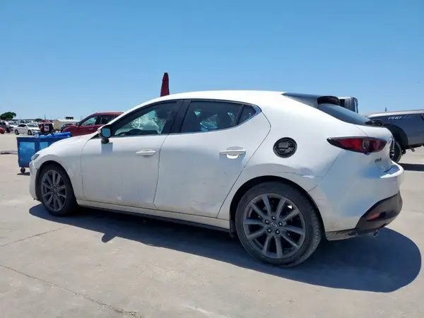 JM1BPAJM3K1131108 2019 MAZDA 3 - Image 2