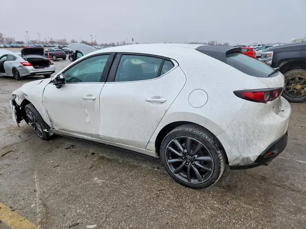 JM1BPAJM3K1131805 2019 MAZDA 3 - Image 2