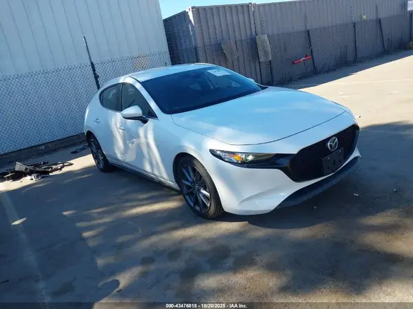 JM1BPAJM4K1142800 2019 MAZDA 3 - Image 1