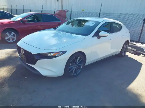 JM1BPAJM4K1142800 2019 MAZDA 3 - Image 2