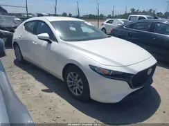 JM1BPAJM6S1791045 2025 MAZDA 3