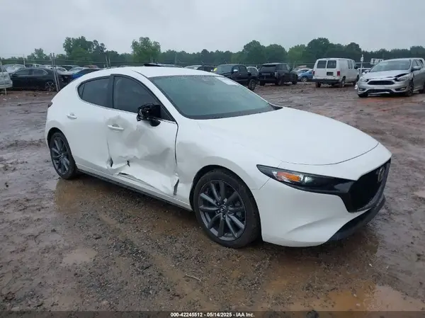 JM1BPAJM9K1135163 2019 MAZDA 3 - Image 1