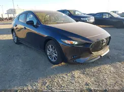 JM1BPAK70L1161502 2020 MAZDA 3