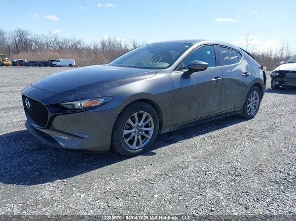 JM1BPAK75K1126811 2019 MAZDA 3 - Image 2