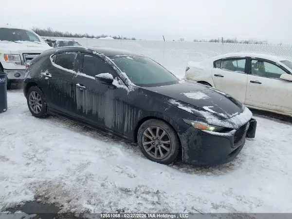 JM1BPAK75N1515789 2022 MAZDA 3 - Image 1