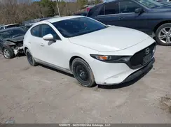 JM1BPAK76K1119110 2019 MAZDA 3