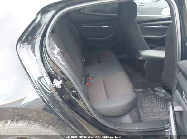 JM1BPAK76N1512030 2022 MAZDA 3 - Image 8