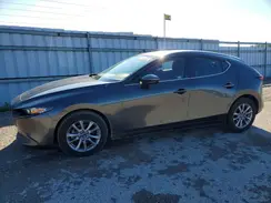 JM1BPAK76N1519950 2022 MAZDA 3