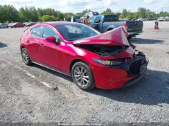 JM1BPAK79M1325105 2021 MAZDA 3