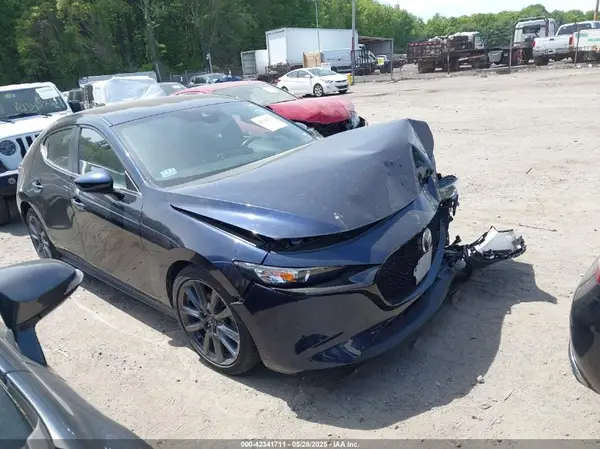 JM1BPAKL0M1323353 2021 MAZDA 3 - Image 1