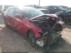 JM1BPAKL1M1400733 2021 MAZDA 3
