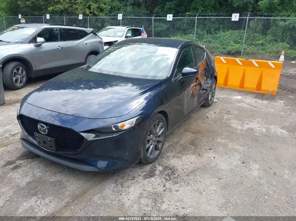 JM1BPAKL1N1512997 2022 MAZDA 3 - Image 2