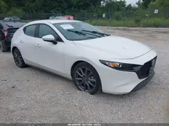 JM1BPAKL2M1331115 2021 MAZDA 3