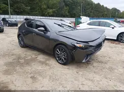 JM1BPAKL2M1347864 2021 MAZDA 3