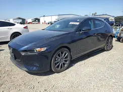 JM1BPAKL2N1506688 2022 MAZDA 3