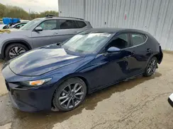 JM1BPAKL4M1327230 2021 MAZDA 3