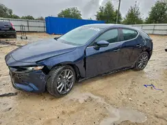 JM1BPAKL4N1521368 2022 MAZDA 3
