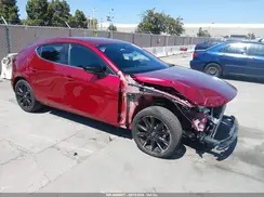 JM1BPAKL4T1850262 2026 MAZDA 3