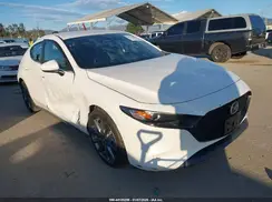 JM1BPAKL5M1339449 2021 MAZDA 3